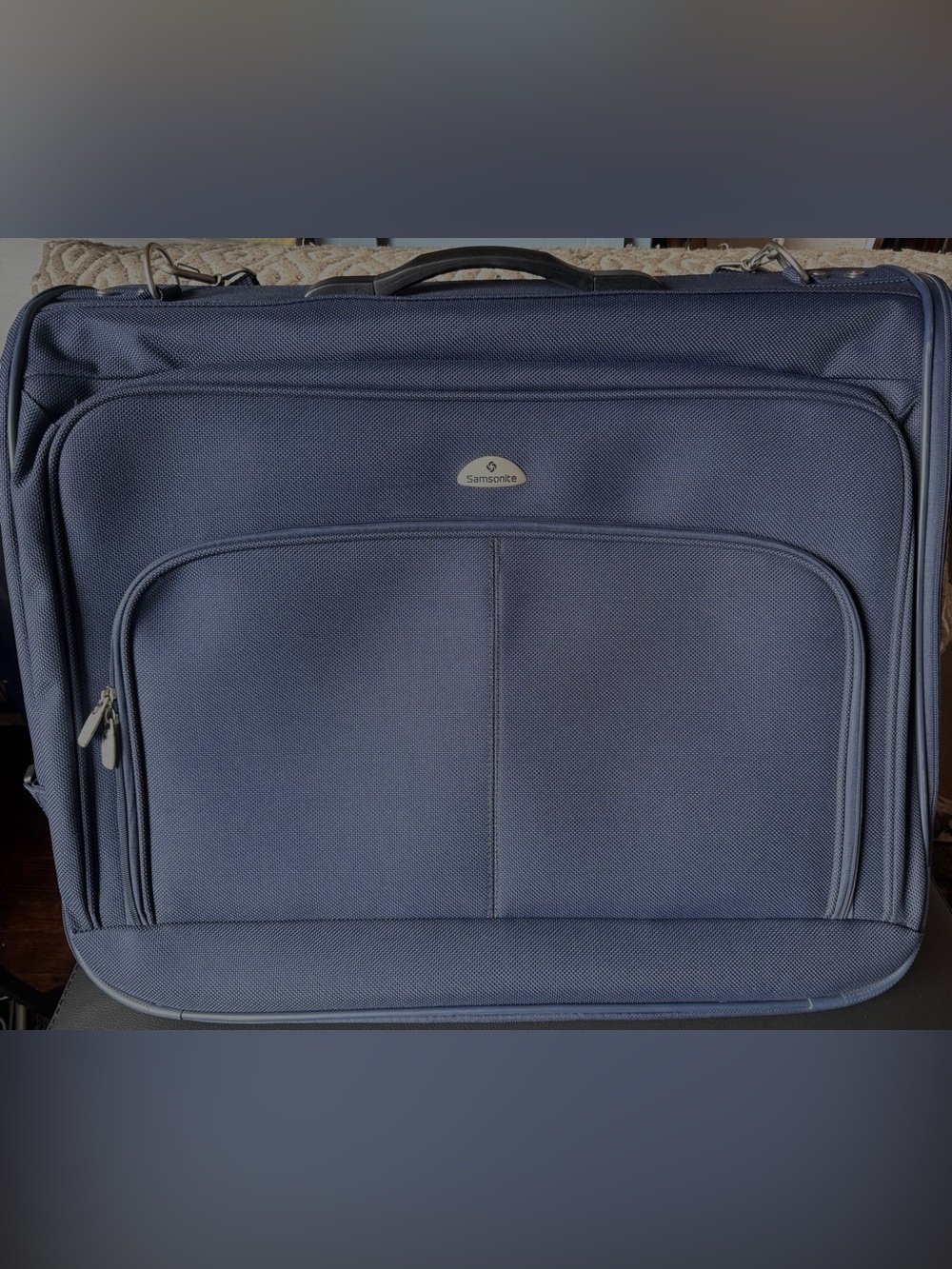 Samsonite navy blue suit / dress bi-fold garment travel bag